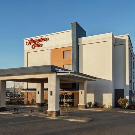 Hampton Inn Portland Airport Exterior photo